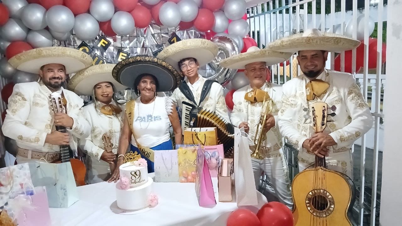 Mariachi Raza Mexicana